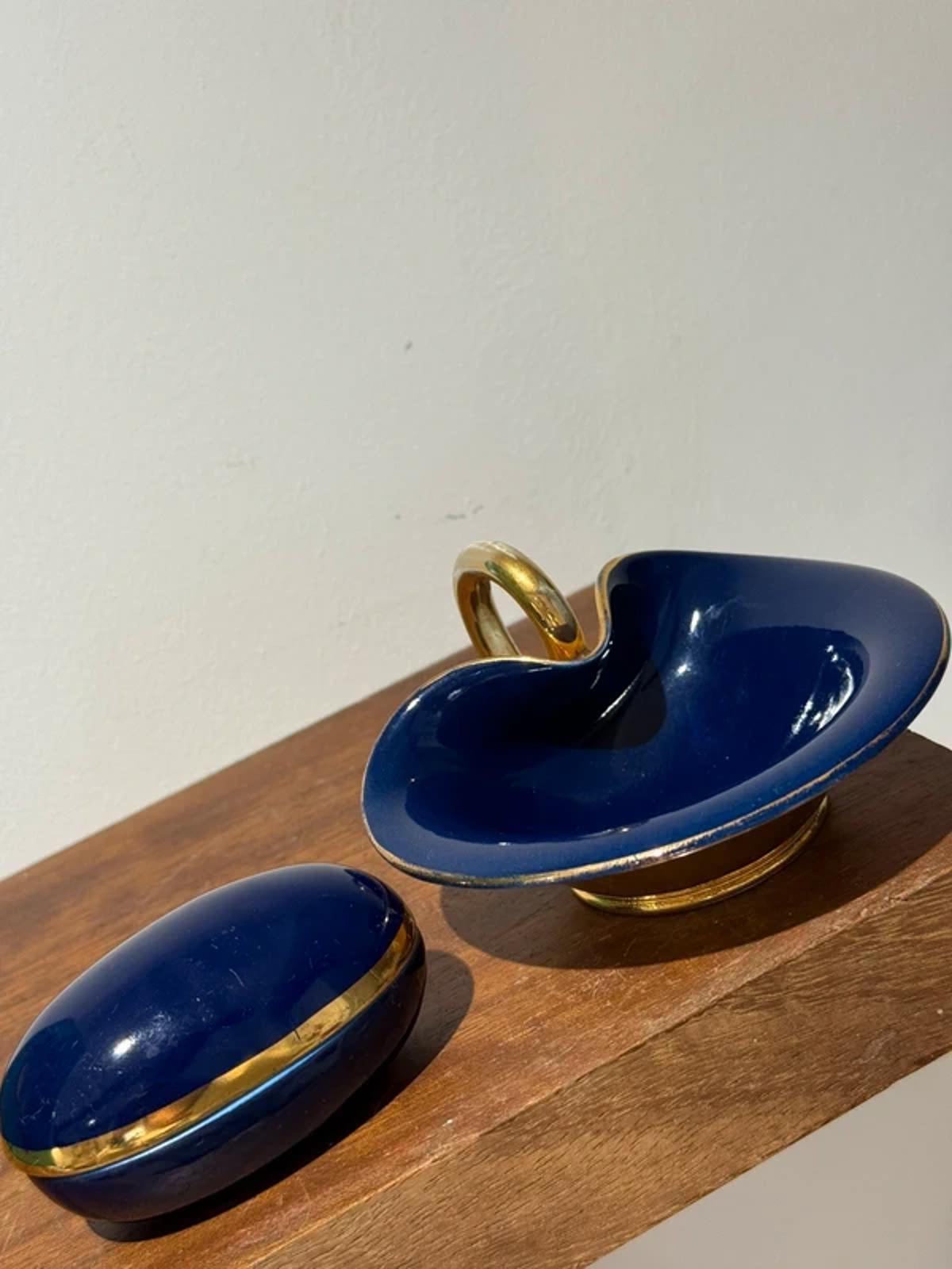 Oval Trinket Box A lidded jewelry ring box navy blue gold home decor