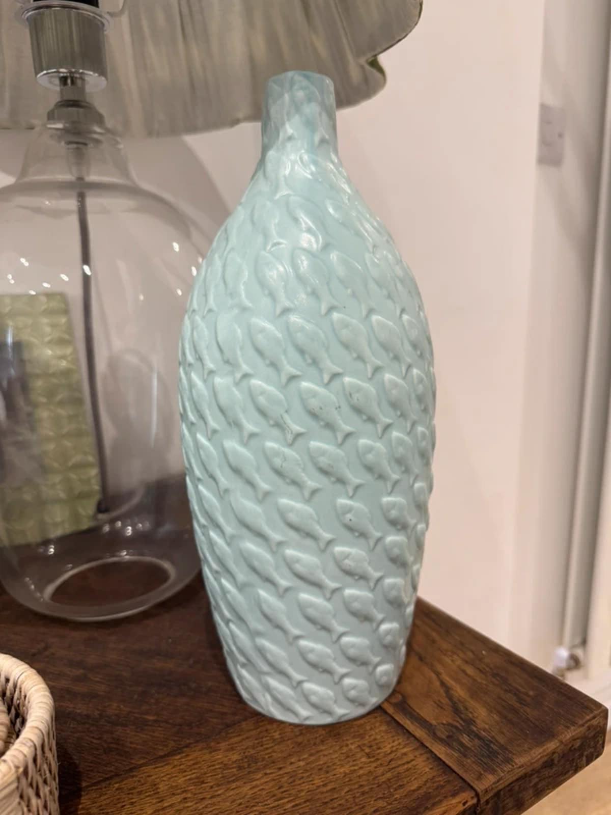 Gisela Graham pale blue fish shoal ceramic tall vase brand new with tags