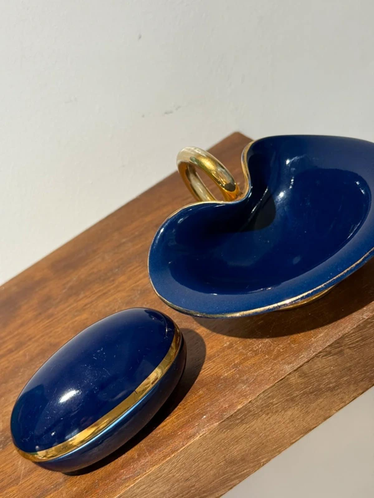 Oval Trinket Box A lidded jewelry ring box navy blue gold home decor