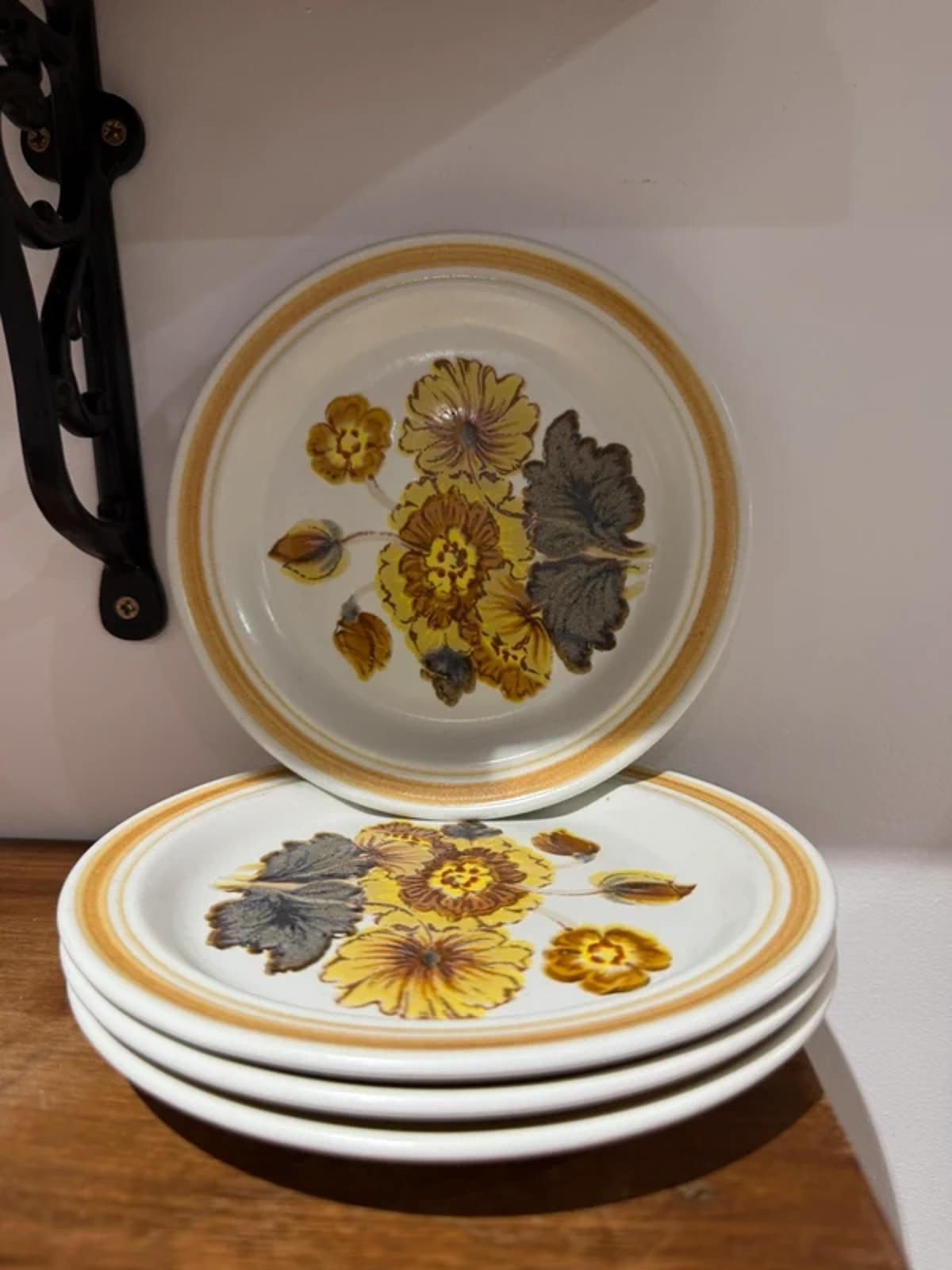 Small side  vintage floral yellow retro plate decor kitchen home
