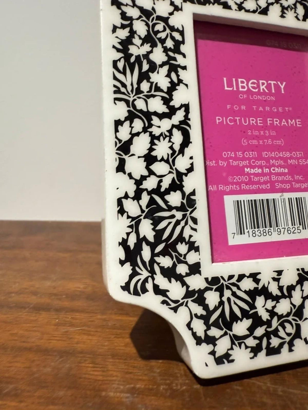Liberty new floral black white photo frame home decor