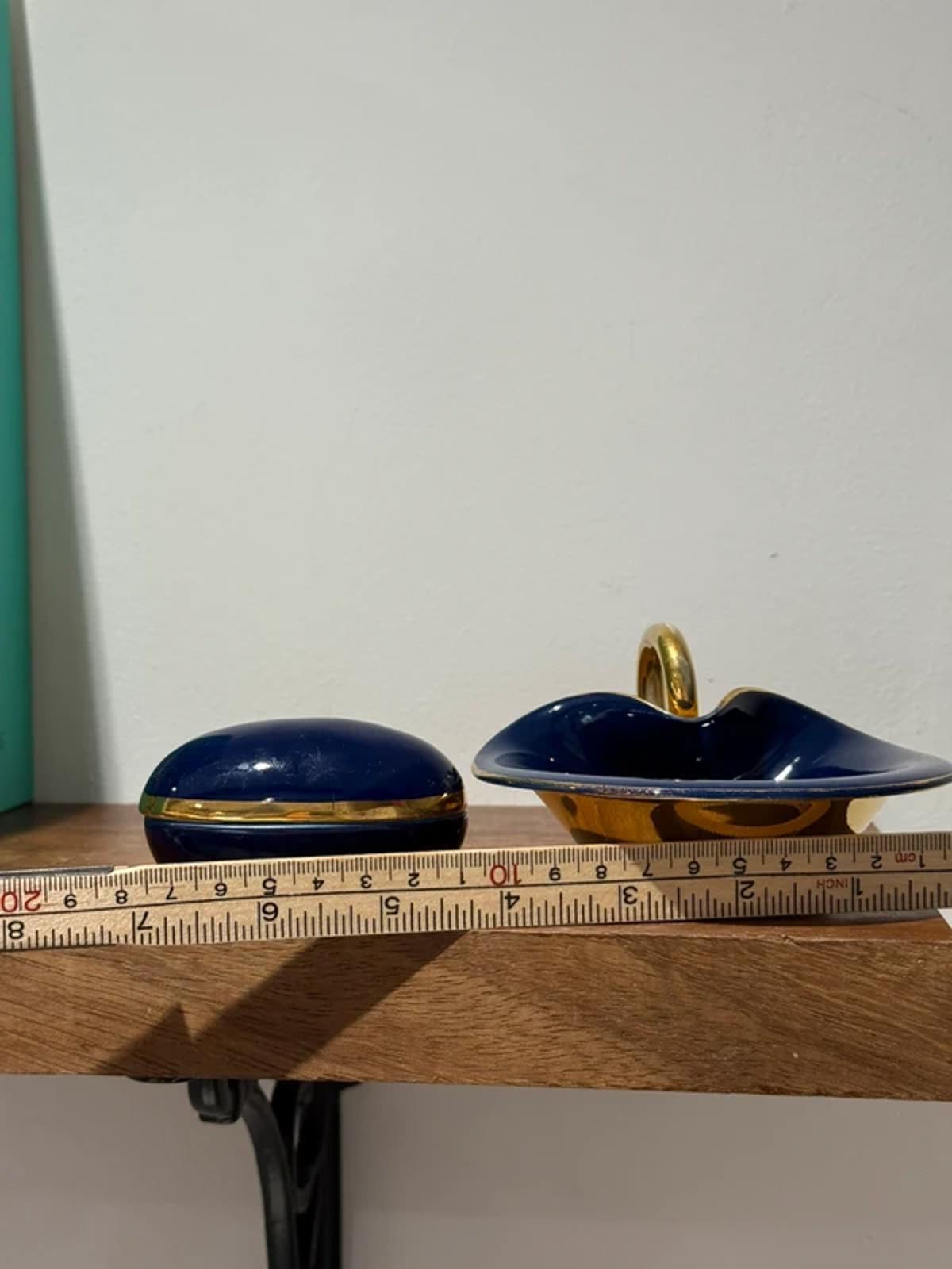 Oval Trinket Box A lidded jewelry ring box navy blue gold home decor