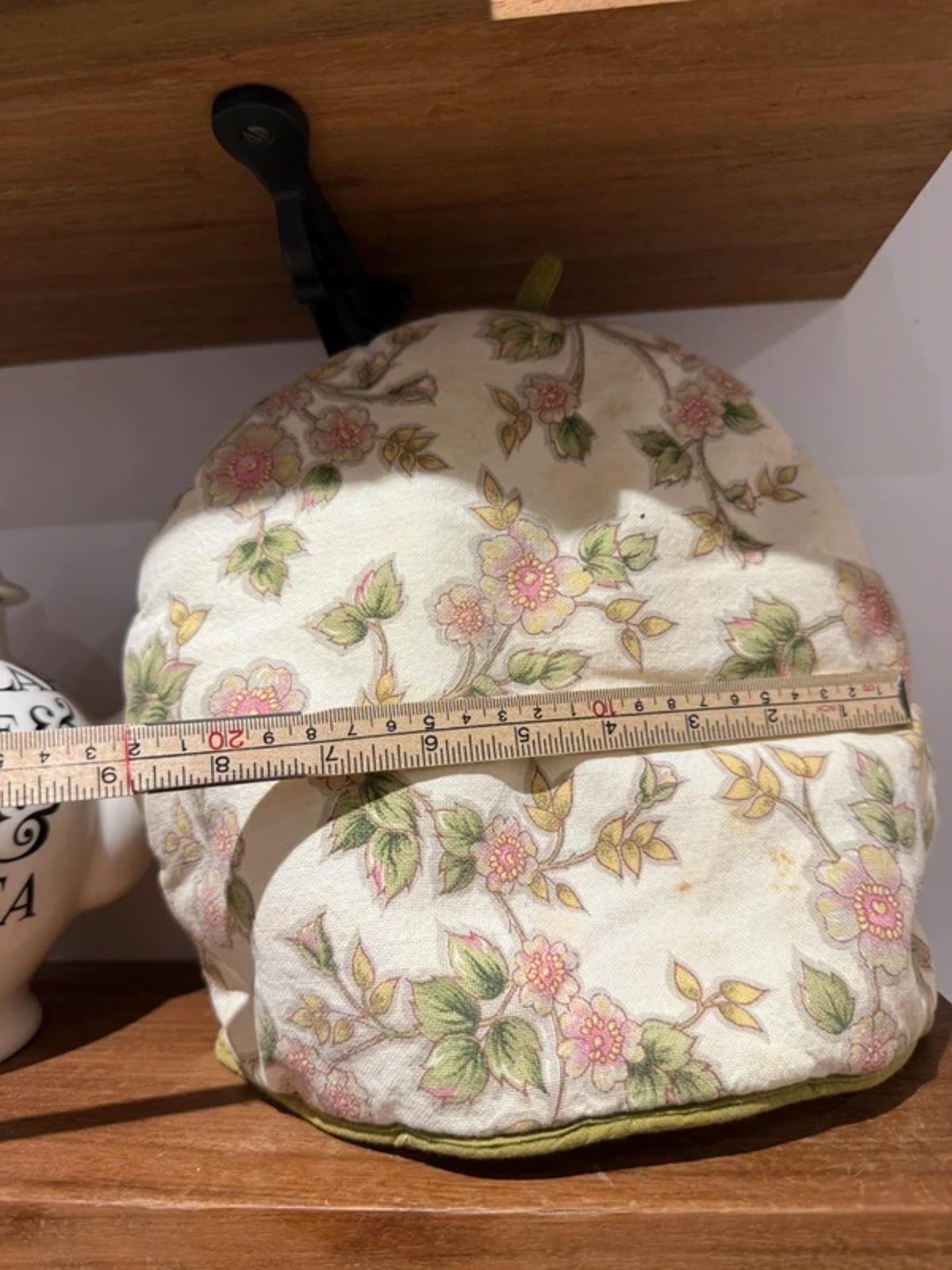 Vintage floral tea pot cosy country home kitchen tea set decor