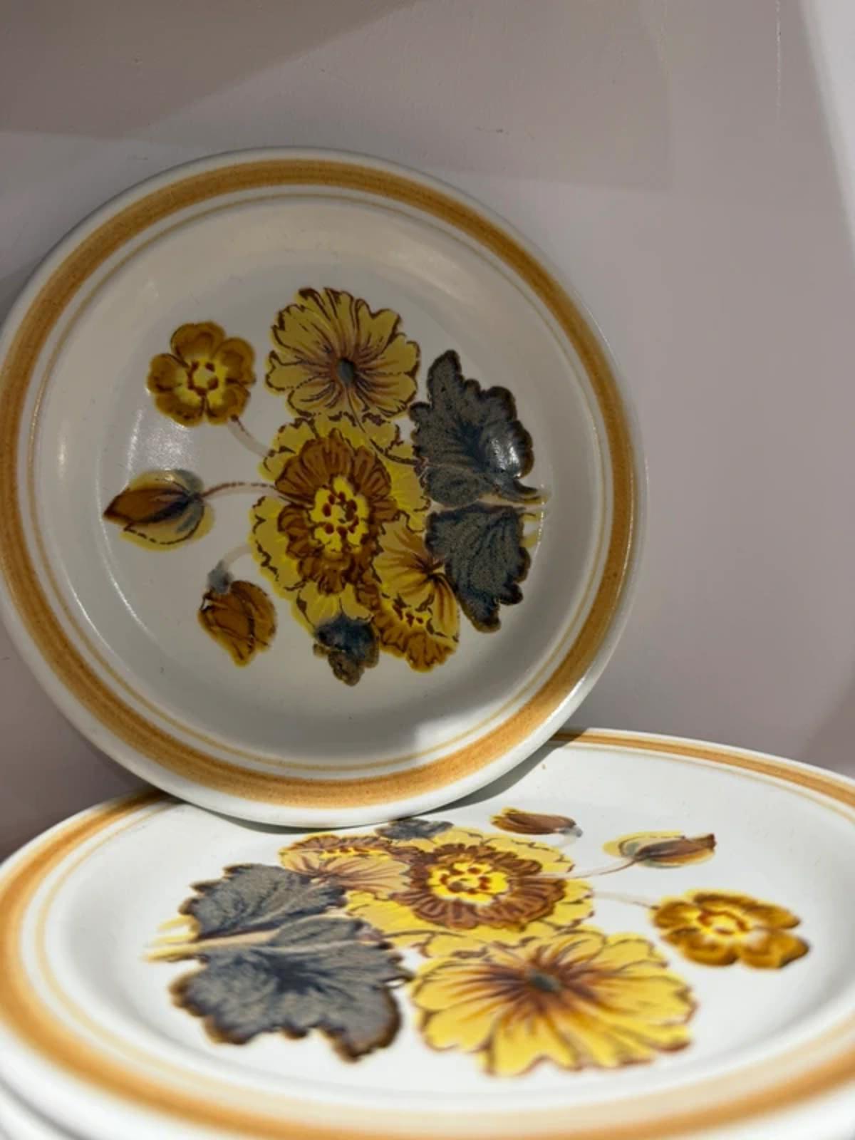 Small side  vintage floral yellow retro plate decor kitchen home