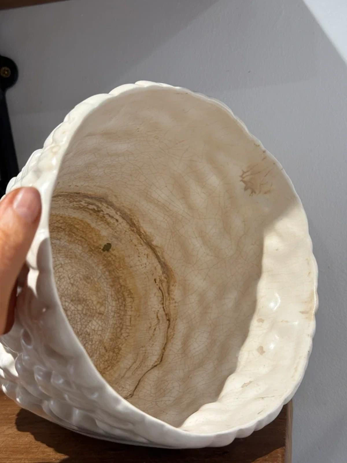 Large vintage white cabbage potted plant pot country home decor