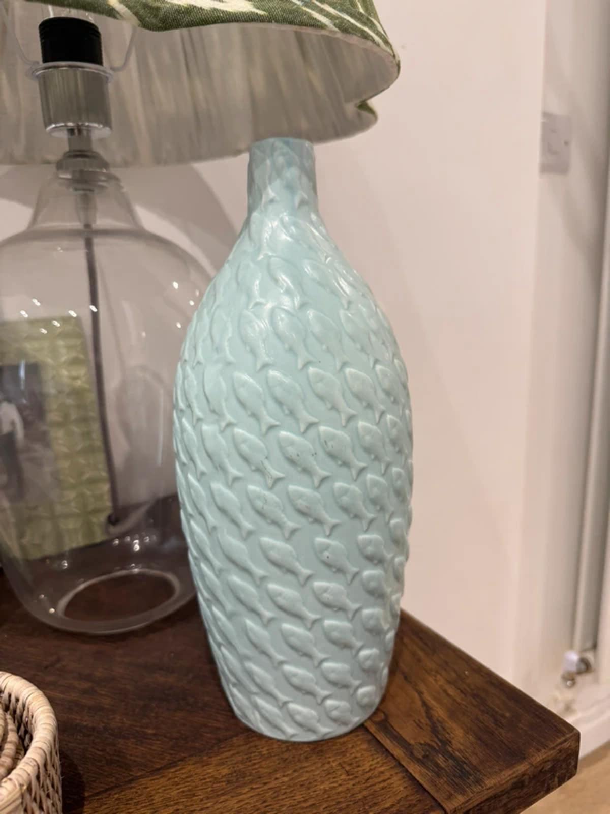 Gisela Graham pale blue fish shoal ceramic tall vase brand new with tags