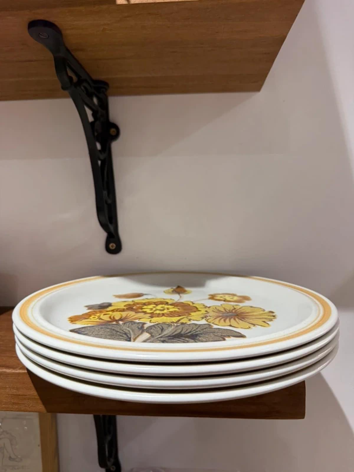Large  set of 4 vintage floral yellow retro plate decor kitchen home